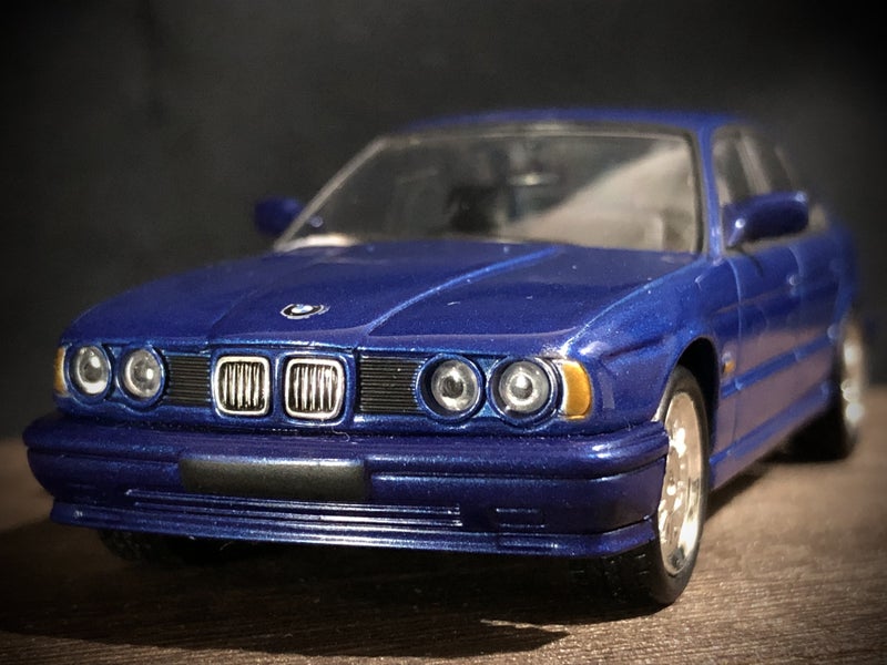 デルプラド 1/43 BMW M5 - てOの趣味ブログ