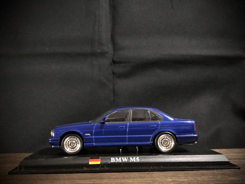 デルプラド 1/43 BMW M5 - てOの趣味ブログ