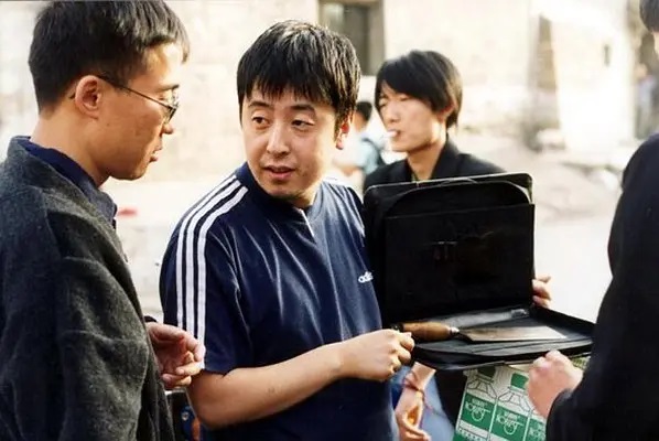 青の稲妻 任逍遥