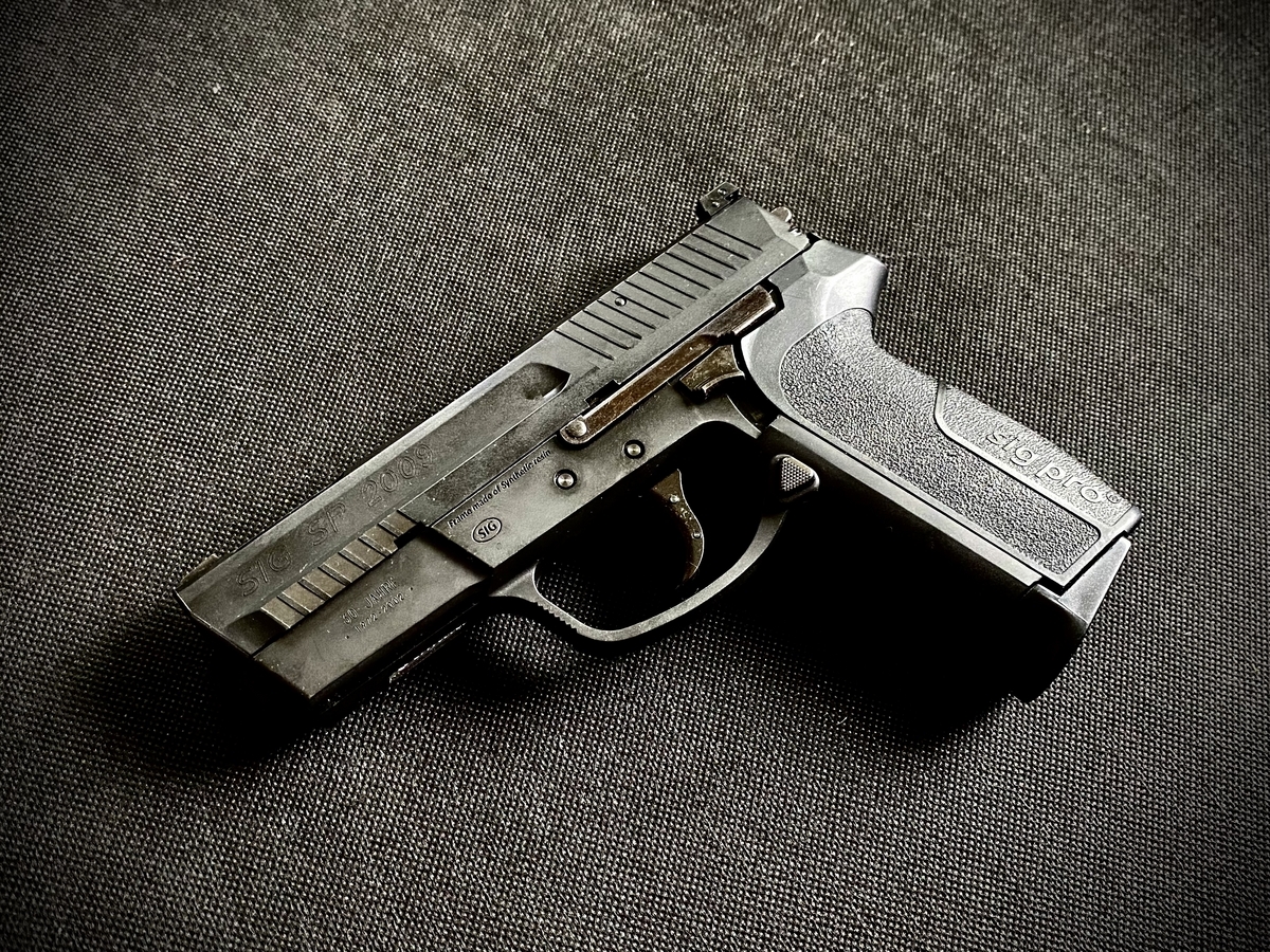 P226 ガスコキ カスタム アカベコ旅団:SIG P226 ガスコキ化（東京マルイ、ガスブローバック）