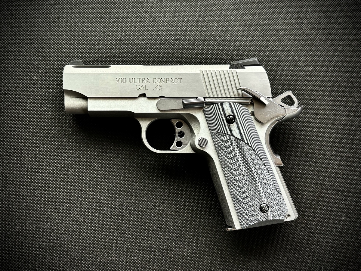 V10コンパクト SPRINGFIELD ARMORY V10 ULTRA COMPACT 実銃レビュー
