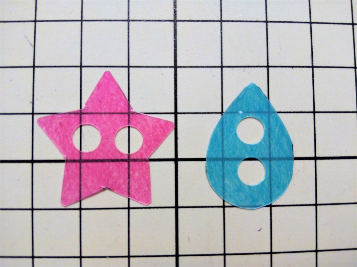 切って穴をあける