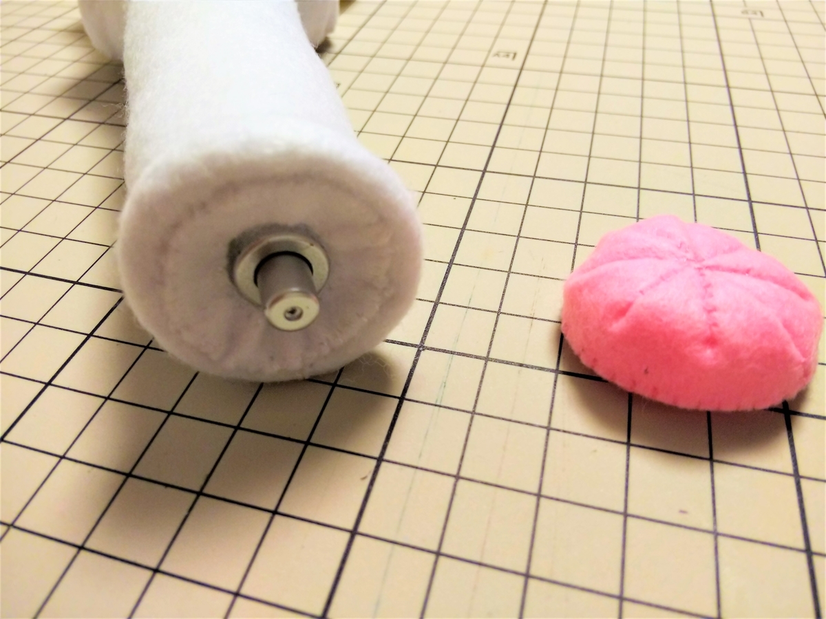 本体と下部パーツ