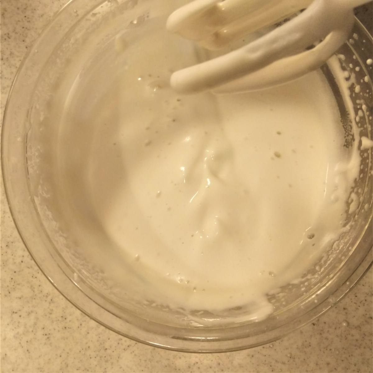 10分泡立てたところ