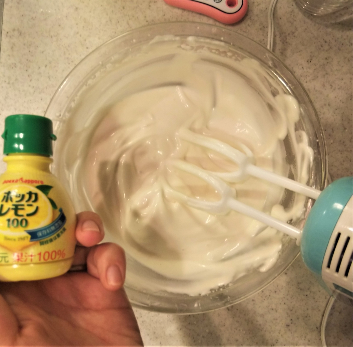 レモン汁を加える