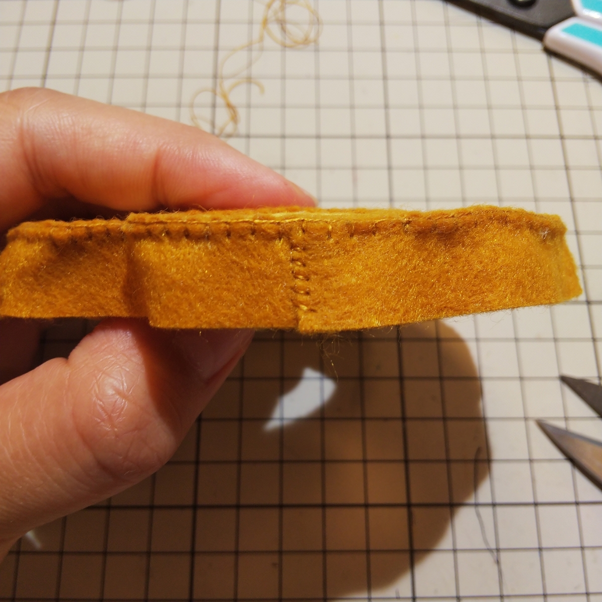 側面の縫い方④ 残りも縫って、側面も縫う