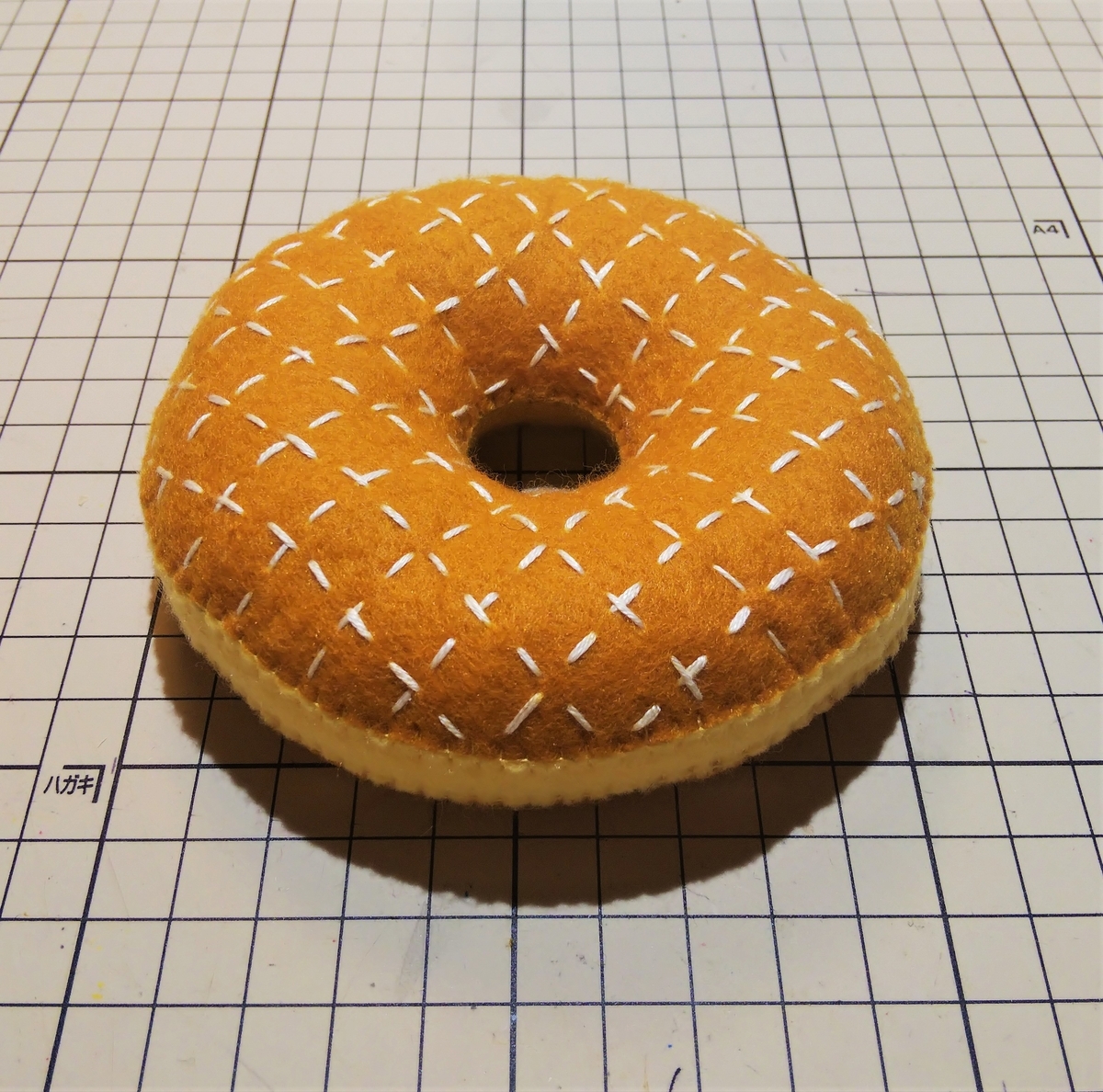 フェルトで作った『シュガーレイズド』