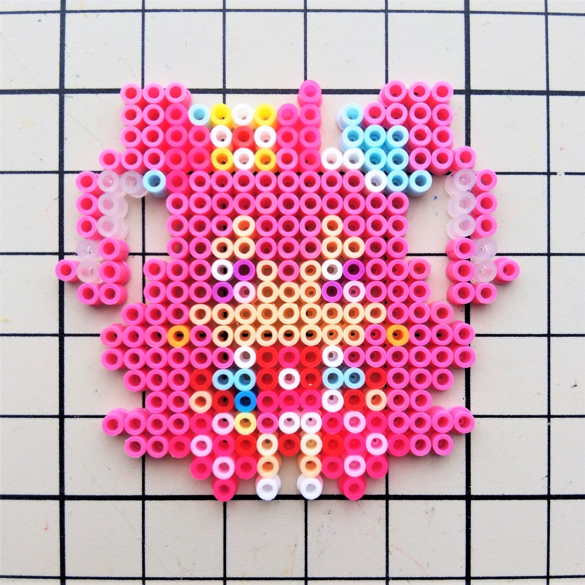 『キュアプレシャス』をアイロンビーズで作ってみた