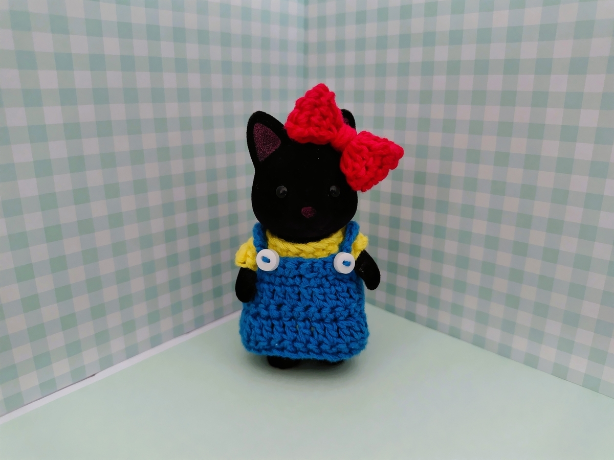 ハローキティ風シルバニア服