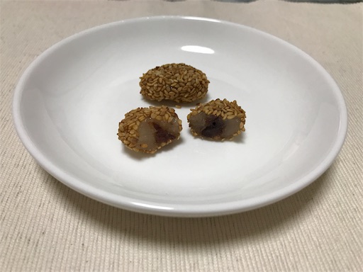 横浜中華街のおすすめ土産になるには改良が必要 はろうきてぃの中華胡麻団子 お手頃価格で気配りもある手土産を探すブログ