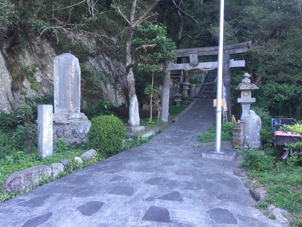 f:id:tetragon64:20181130151250j:plain f:id:tetragon64:20181130151250j:plain