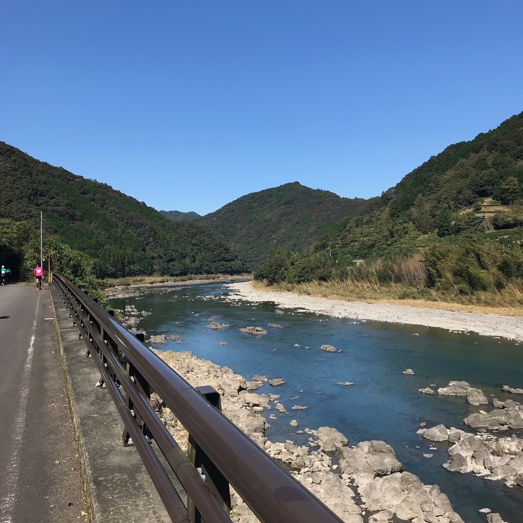 f:id:tetsu-san:20181031152033j:plain f:id:tetsu-san:20181031152033j:plain