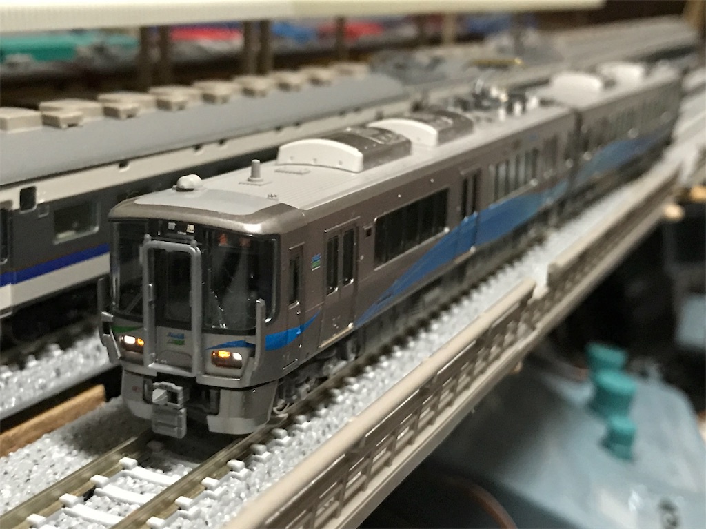 TOMIX &KATO 521系入線 - 鉄分補給