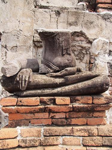 アユタヤ、スコータイ、タイの仏教遺跡巡り - tabing 旅とカメラ