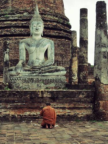 アユタヤ、スコータイ、タイの仏教遺跡巡り - tabing 旅とカメラ