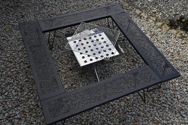 尾上製作所 マルチファイアテーブル は ユニフレーム ファイアグリル の焚き火テーブルに最適 Tabing 旅とカメラ