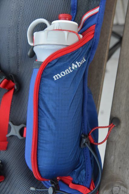 ULTIMATE DIRECTION SJ RACE VEST 2.0」と「mont-bell クロス