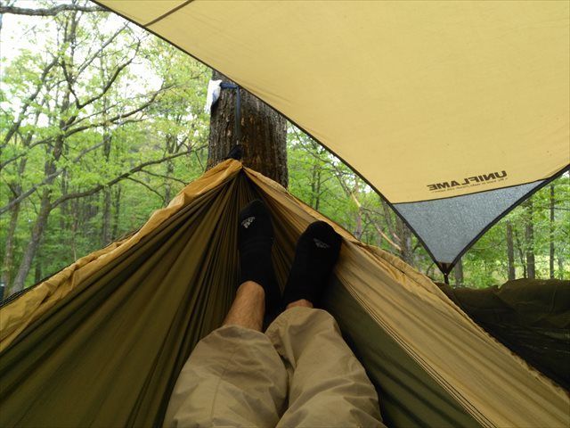 Amazonの激安ハンモックを使ってみたところ、想像以上に良かったという