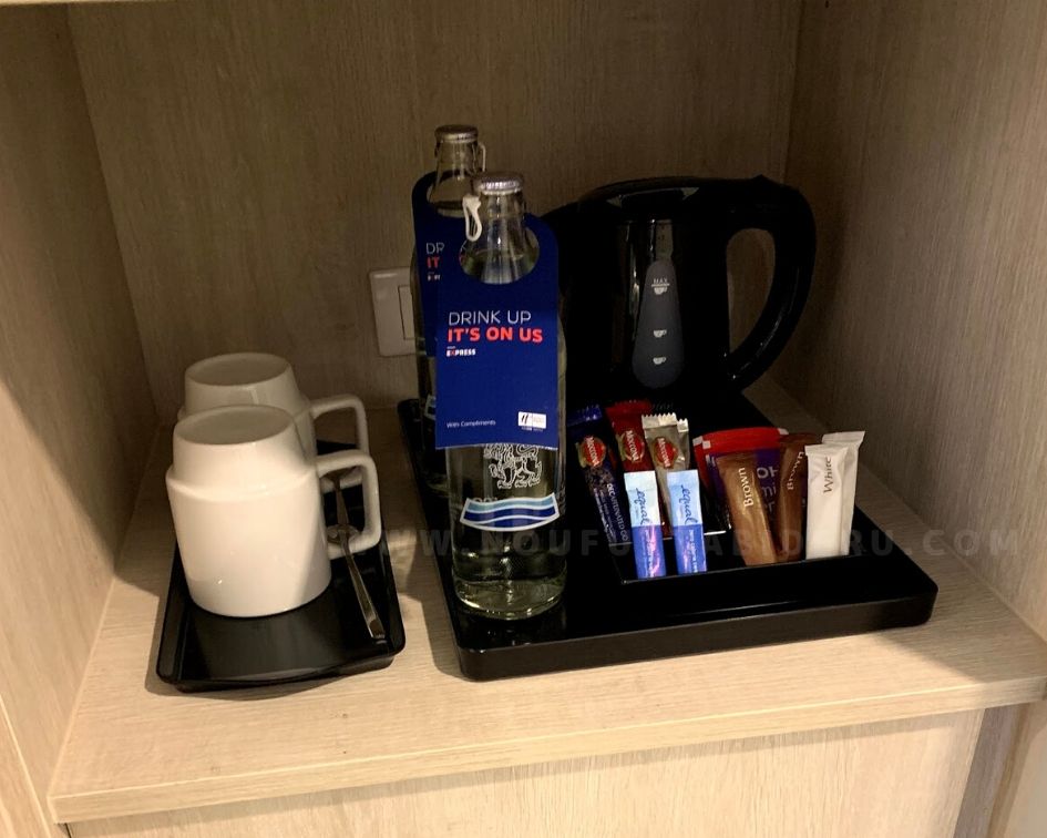 f:id:tetsuyama2000:20191030094826j:plain f:id:tetsuyama2000:20191030094826j:plain