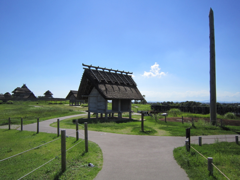 復元した建物がいっぱいあるよ。