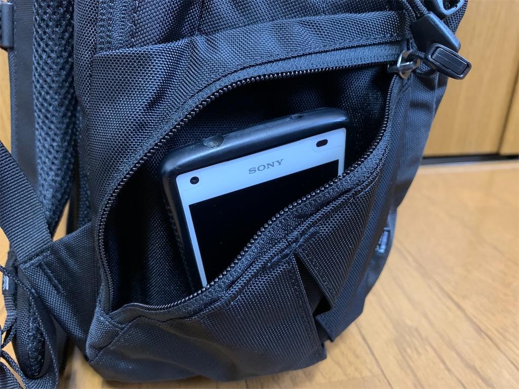 Karrimor トリビュート25は 万能ベーシックリュックでどんな人にもおすすめ リュックレビュー リュックマン