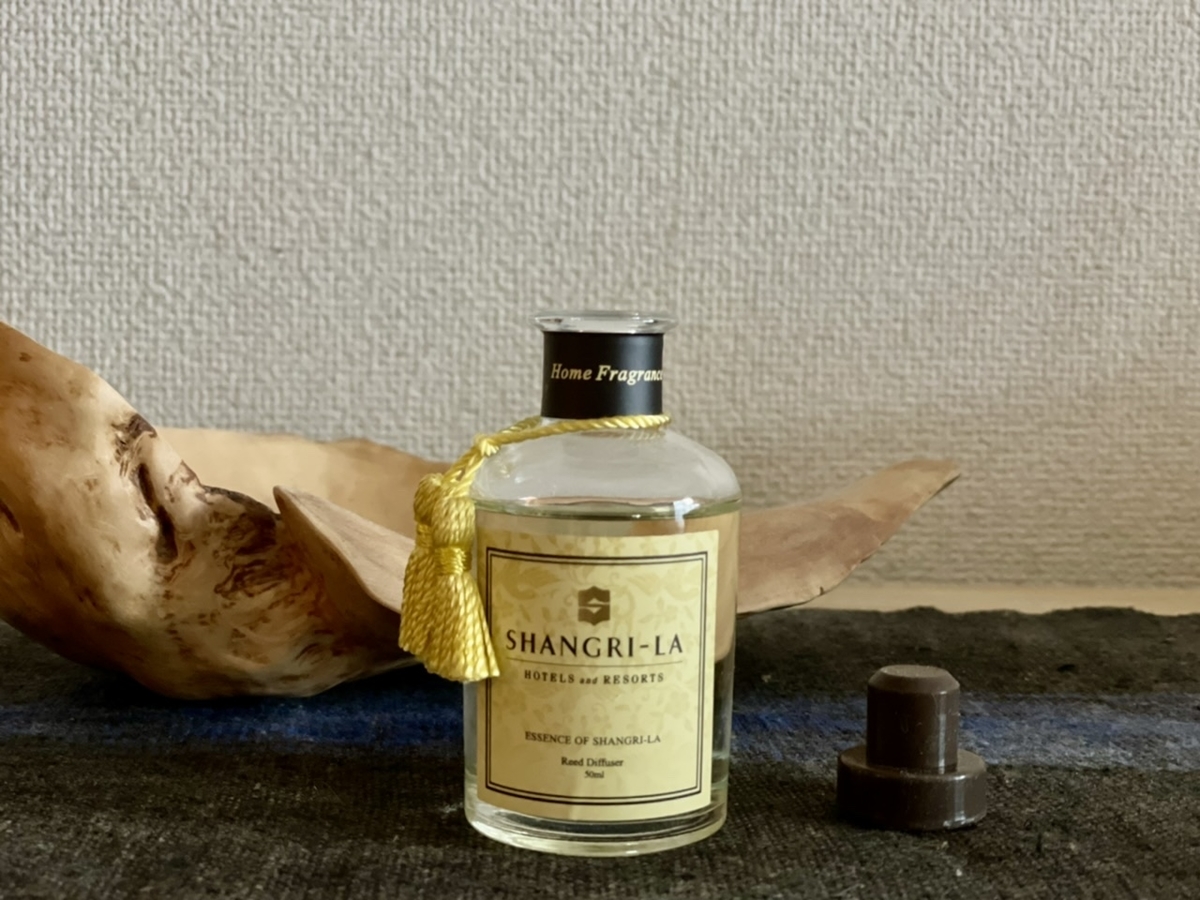 シャングリ・ラ エッセンス ルームスプレー 80ml SHANGRI-LA