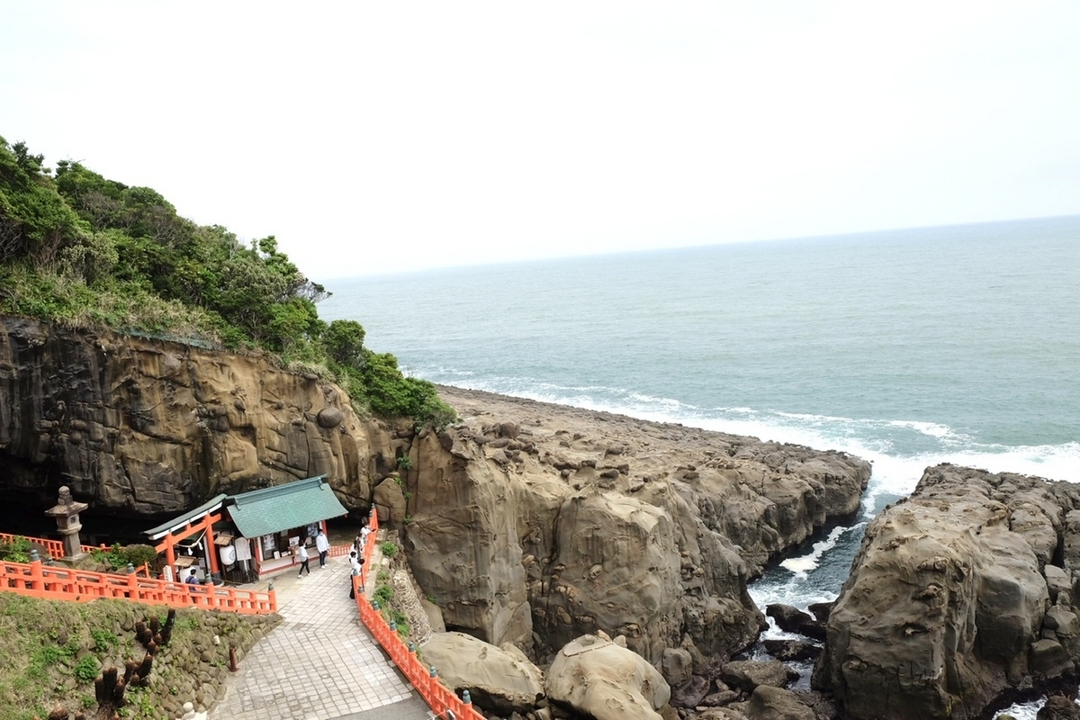 絶景の鵜戸神宮