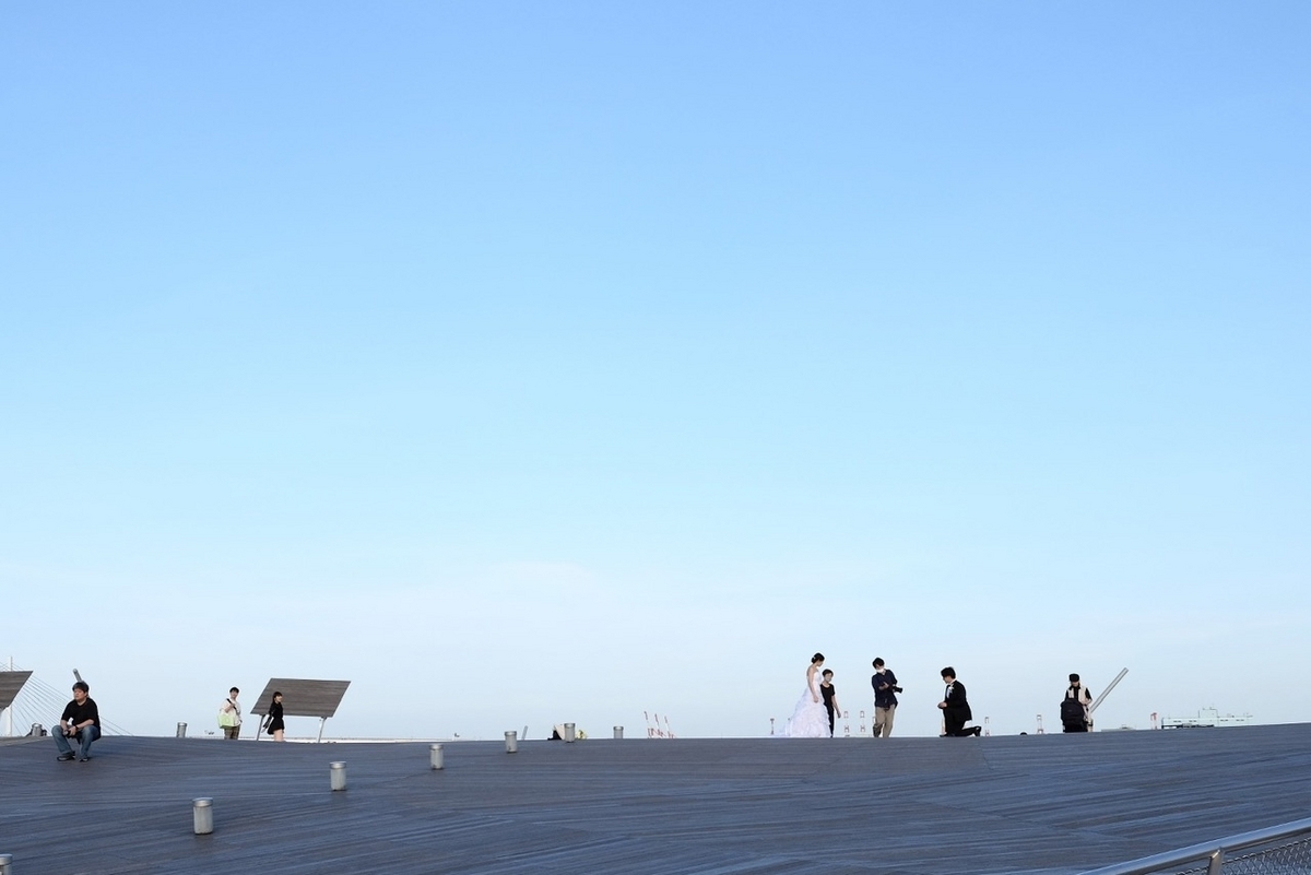 大さん橋でウェディングフォト