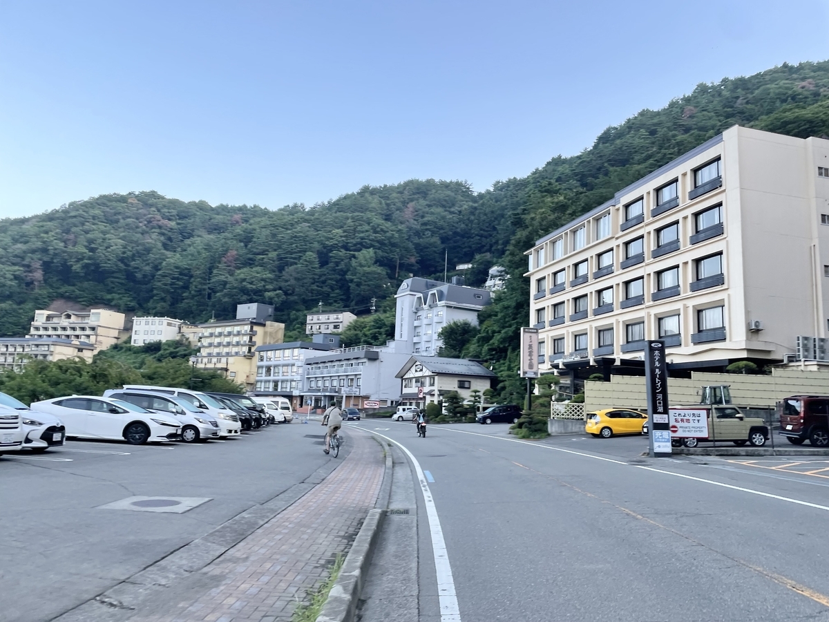 河口湖湖畔ホテルエリア