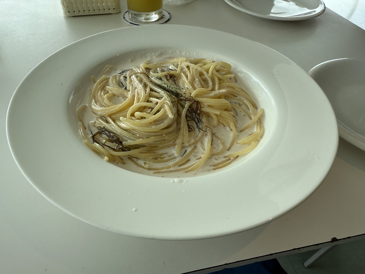 きょら海工房の島もずくと明太子のパスタ