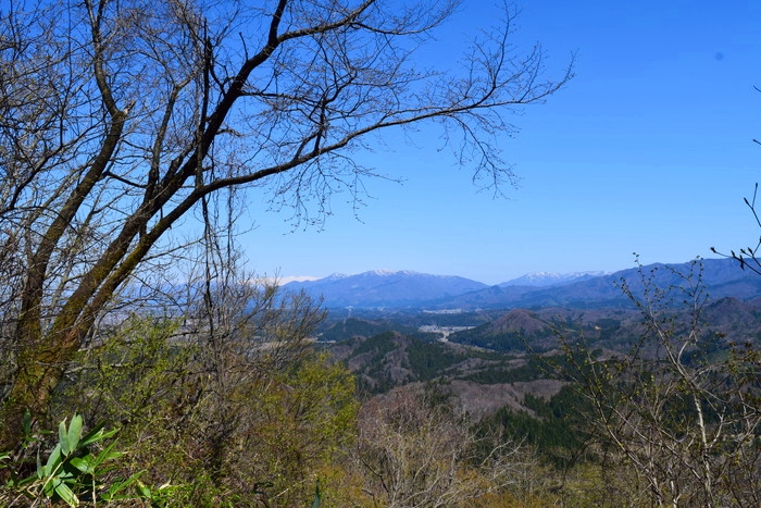 f:id:threepeaks:20190416234344j:plain f:id:threepeaks:20190416234344j:plain