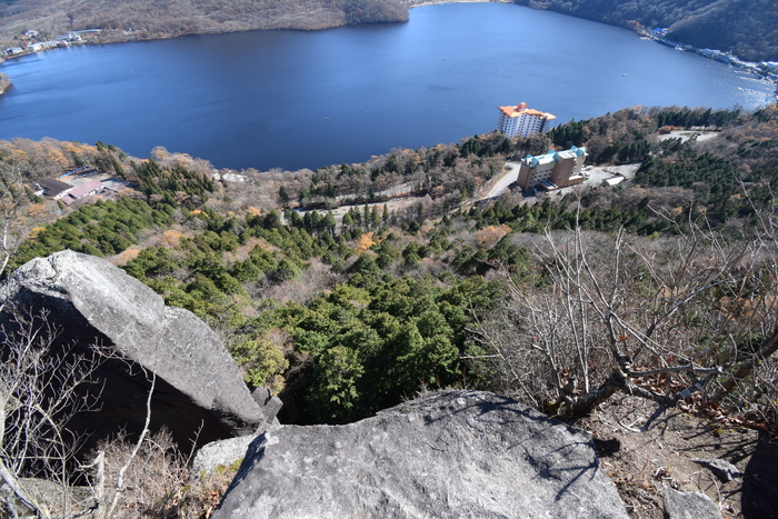 f:id:threepeaks:20191125154645j:plain f:id:threepeaks:20191125154645j:plain