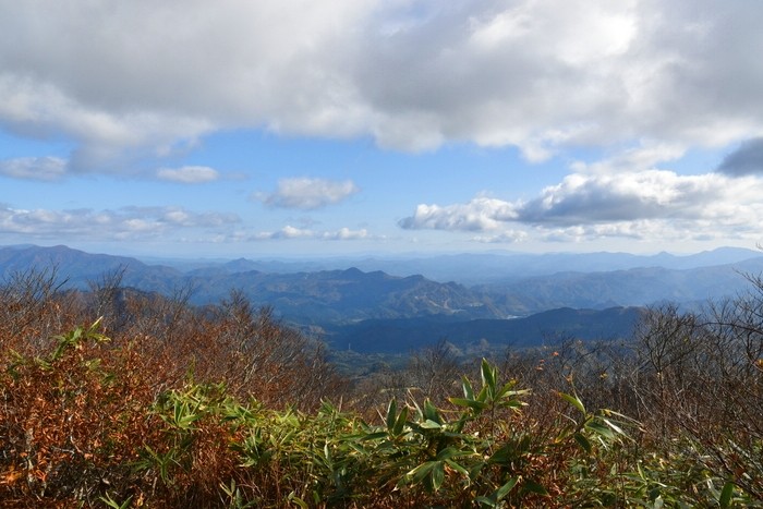 f:id:threepeaks:20201105214030j:plain f:id:threepeaks:20201105214030j:plain