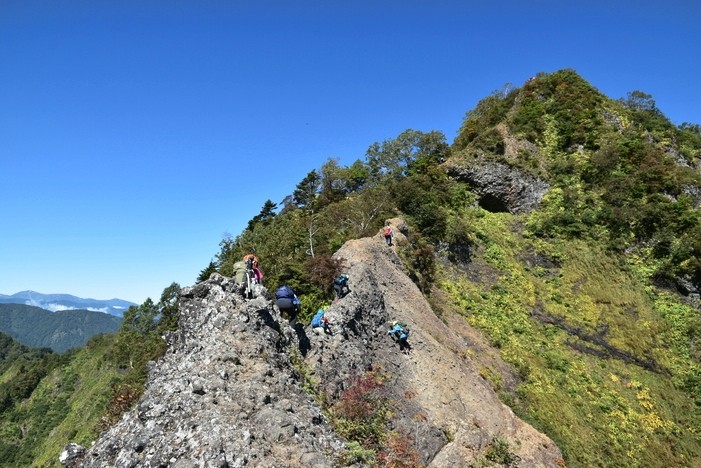 長野県 戸隠山 で鎖場と蟻の塔渡りを楽しむ ３peaks