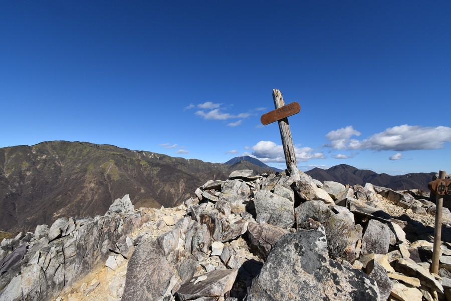 f:id:threepeaks:20211122213727j:plain