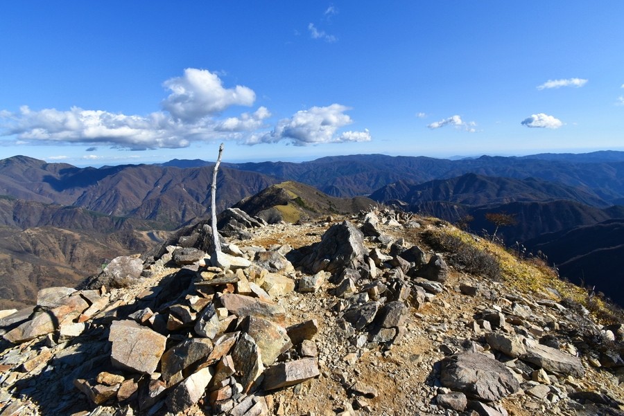 f:id:threepeaks:20211126211615j:plain