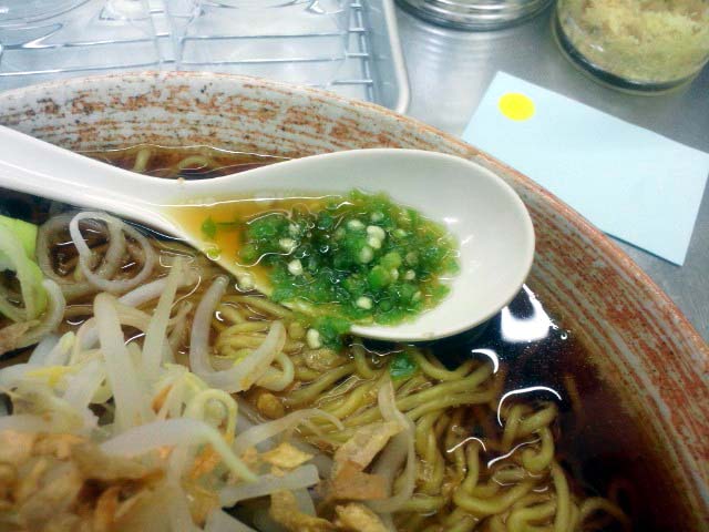 麺が300gあるので盛り上がりが凄まじい＠覆面 智