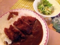 [麻布十番][洋食][カフェ・喫茶店]揚げたてのカツが鎮座するカツカレー