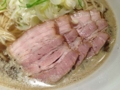 [銀座][東銀座][ラーメン]豚バラチャーシューが4枚入る肉そば（そばの価格＋150円）