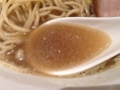 [銀座][東銀座][ラーメン]つゆ増しで思う存分味わうど濃厚な煮干しスープ