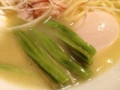 [日暮里][ラーメン]茎レタスの茎部分の皮を剥いで細く割いて干した物＝山くらげ