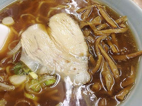 スープ飲む・麺を啜る度に程よい甘みとコクをお届け