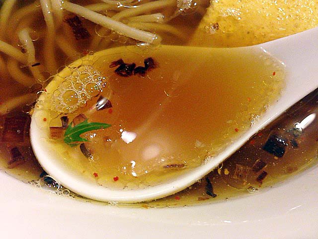 物凄いこだわりの賜物とも言える魚介系和風スープ