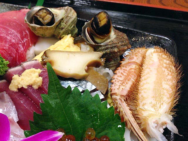 入谷の人気割烹「さいとう」最高値ランチ・特上海鮮定食2,500円