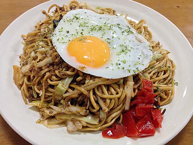 横手やきそば四天王③】8度目の挑戦で初の悲願達成！「北海屋」の肉玉