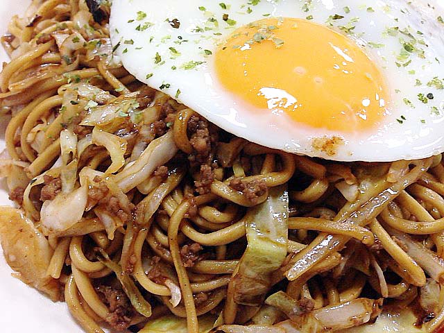 横手やきそば四天王③】8度目の挑戦で初の悲願達成！「北海屋」の肉玉