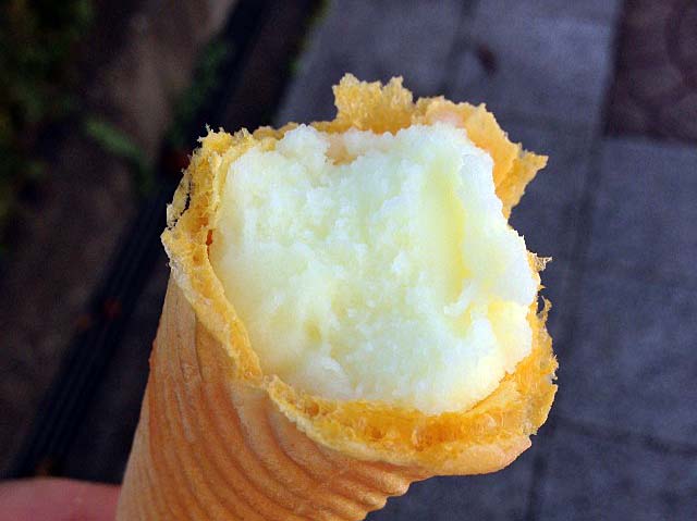秋田の夏の風物詩 神出鬼没なご当地グルメ ババヘラアイス でひんやり一息ついてみた 己 おれ