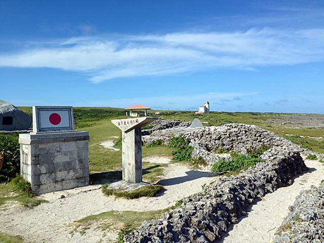 日本全国の石でできた「蛇の道」＠沖縄・波照間島