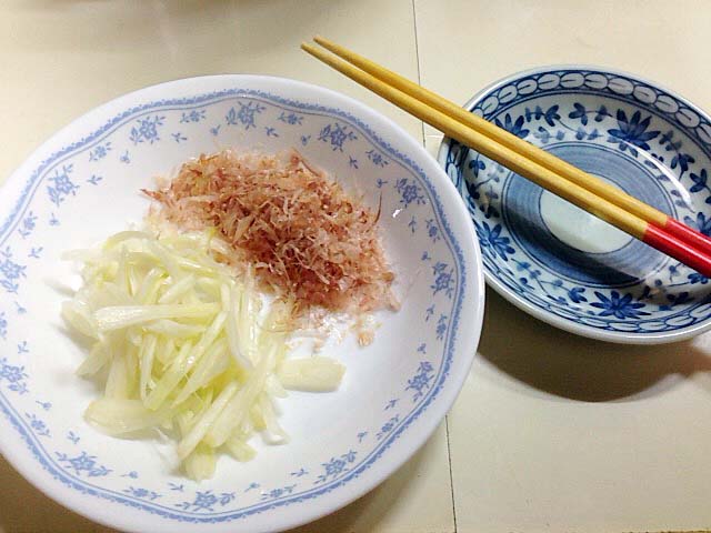 定番のお通し・島らっきょう＠沖縄県那覇市「おでん東大」