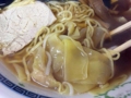 [神保町][ラーメン][チャーハン]昔ながらの豚モモチャーシューとワンタンがたっぷり楽しめます